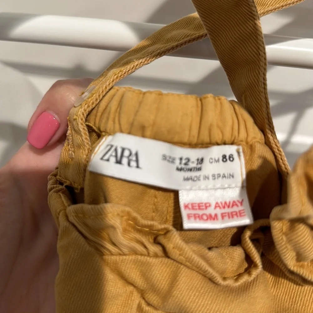 Zara Girls Overalls Size 12-18M - Picture 2 of 3
